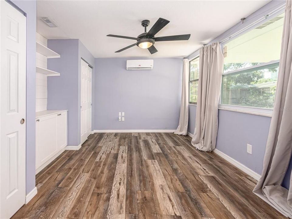 For Rent: $2,700 (4 beds, 2 baths, 1626 Square Feet)