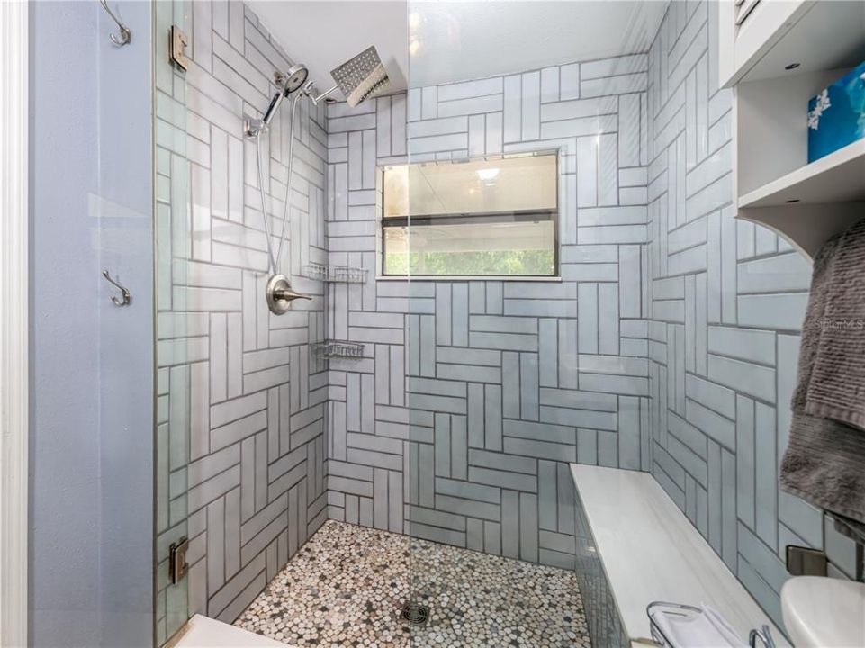 For Rent: $2,700 (4 beds, 2 baths, 1626 Square Feet)