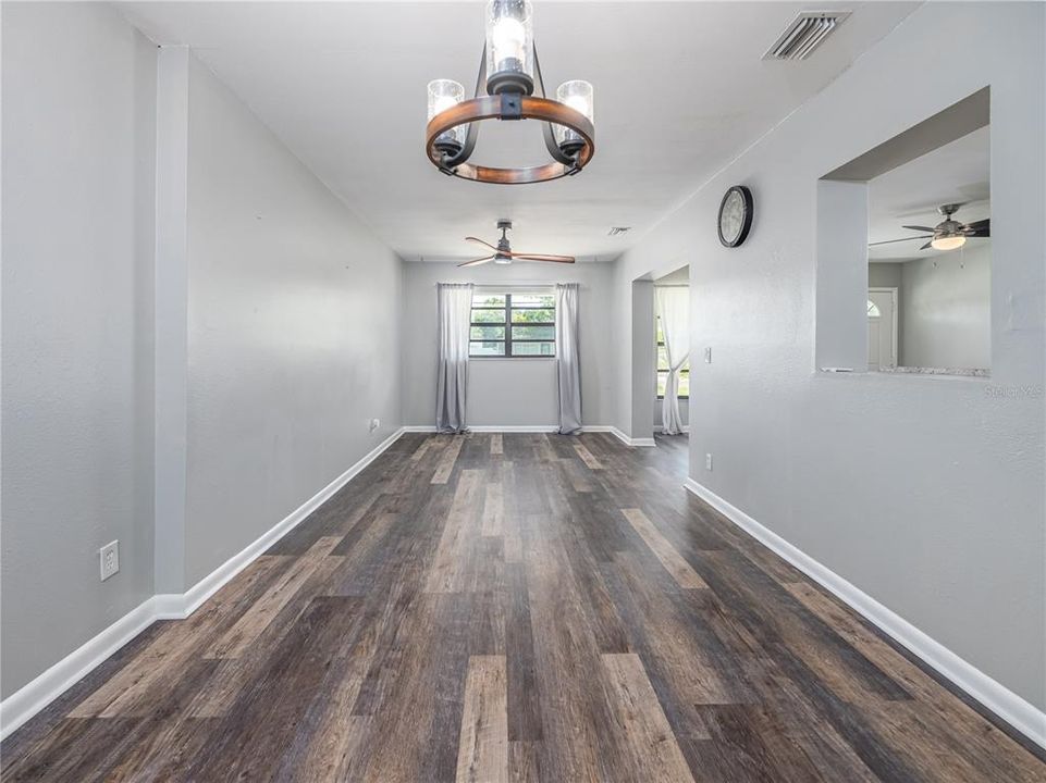 For Rent: $2,700 (4 beds, 2 baths, 1626 Square Feet)