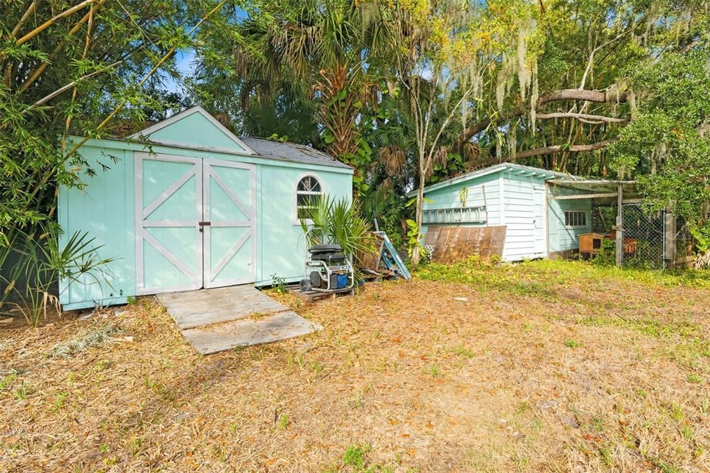 出租: $1,800 (2 贝兹, 1 浴室, 930 平方英尺)