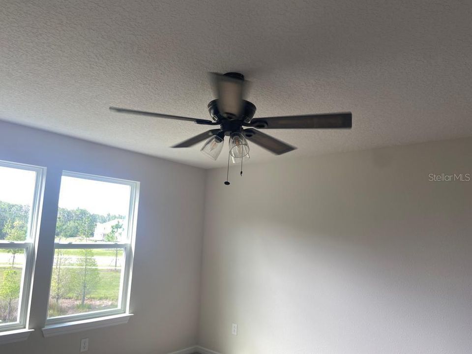 En Renta: $2,250 (3 camas, 2 baños, 1836 Pies cuadrados)