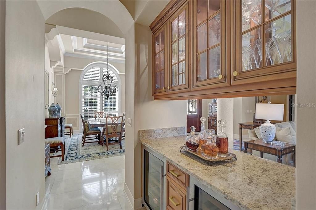 For Sale: $2,189,000 (4 beds, 3 baths, 4012 Square Feet)