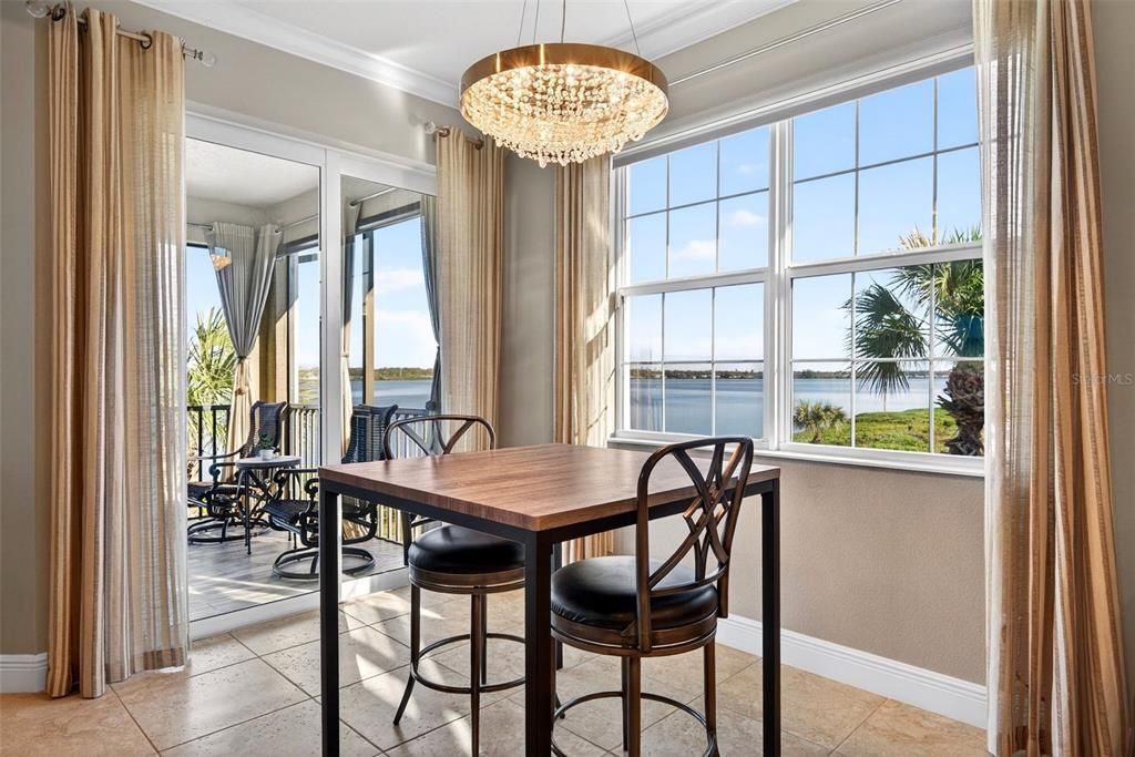 На продажу: $710,000 (3 спален, 2 ванн, 2332 Квадратных фут)