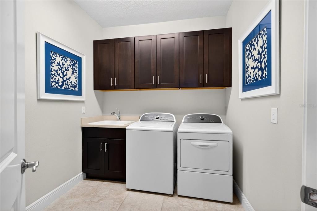 На продажу: $710,000 (3 спален, 2 ванн, 2332 Квадратных фут)