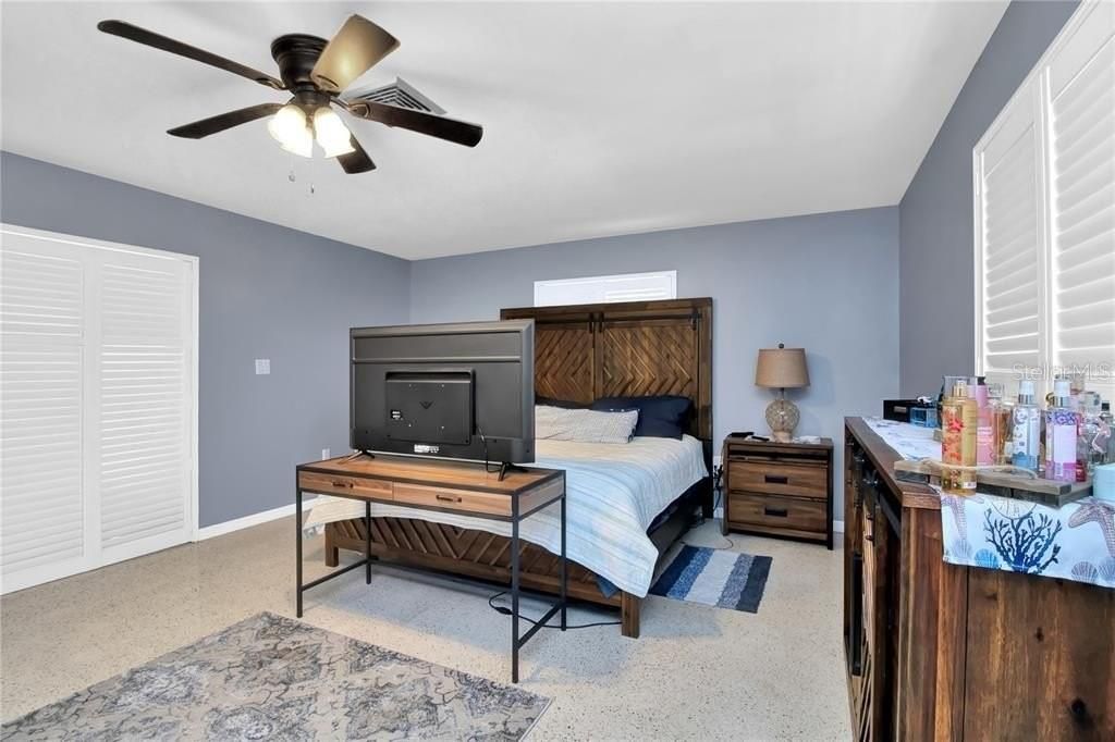 В аренду: $2,595 (3 спален, 2 ванн, 1617 Квадратных фут)