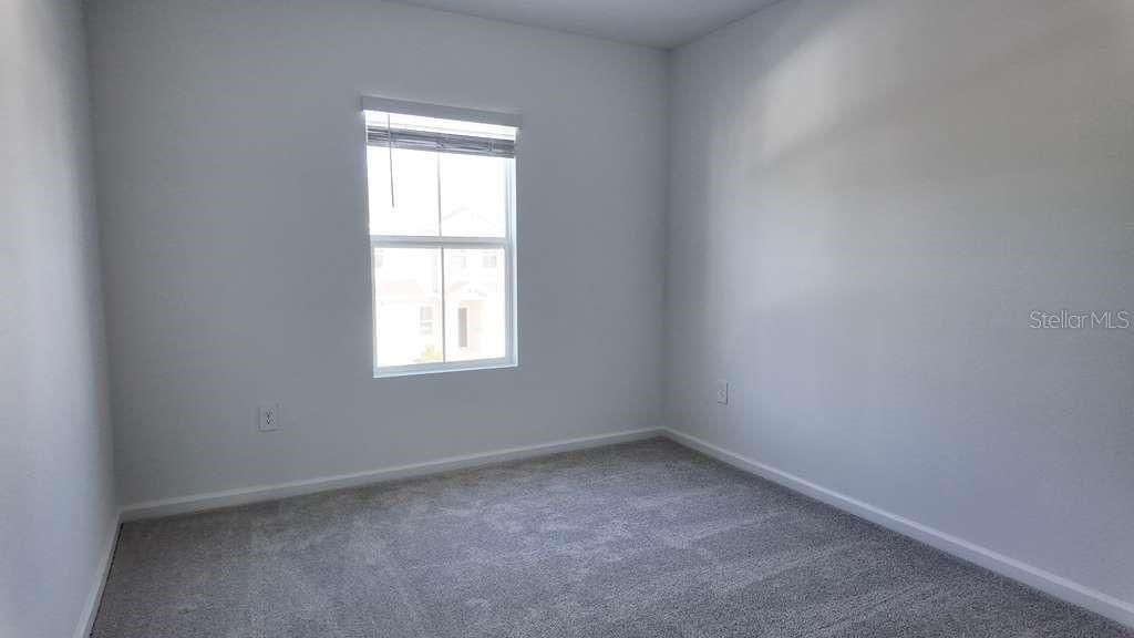 出租: $1,900 (3 贝兹, 2 浴室, 1873 平方英尺)