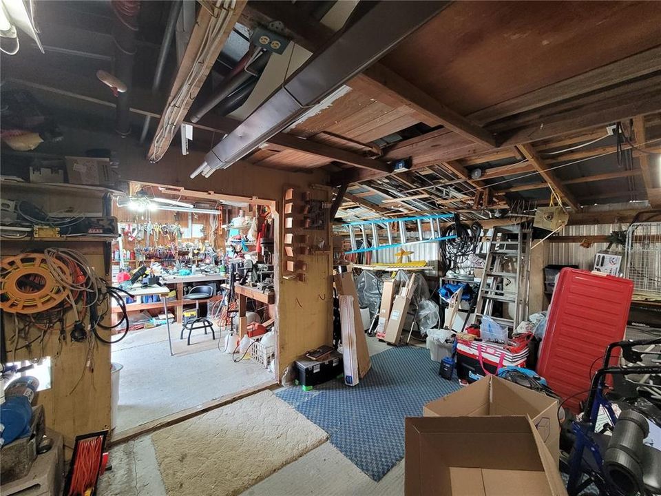 На продажу: $209,900 (2 спален, 2 ванн, 1056 Квадратных фут)