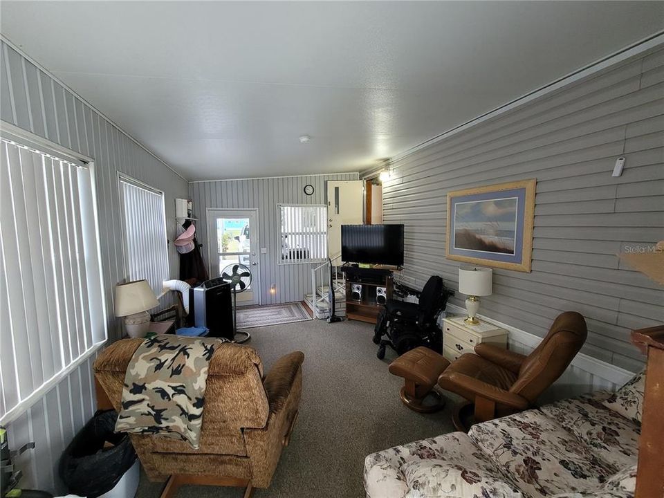 На продажу: $209,900 (2 спален, 2 ванн, 1056 Квадратных фут)