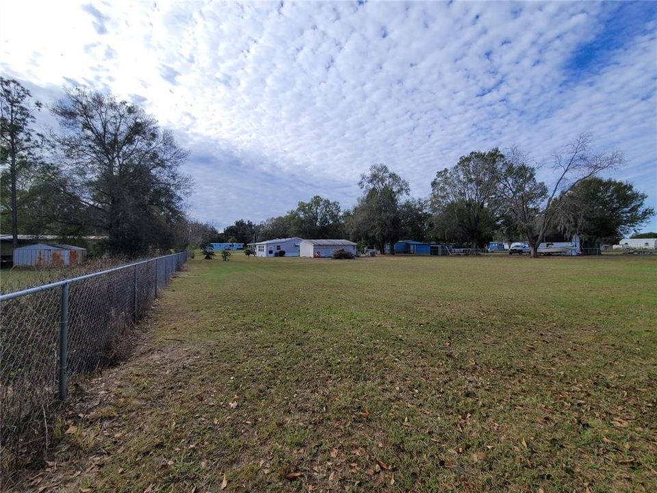 На продажу: $209,900 (2 спален, 2 ванн, 1056 Квадратных фут)