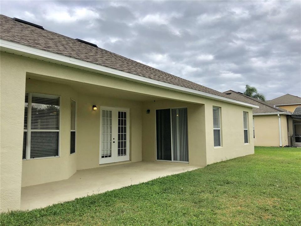 В аренду: $2,350 (3 спален, 2 ванн, 2323 Квадратных фут)