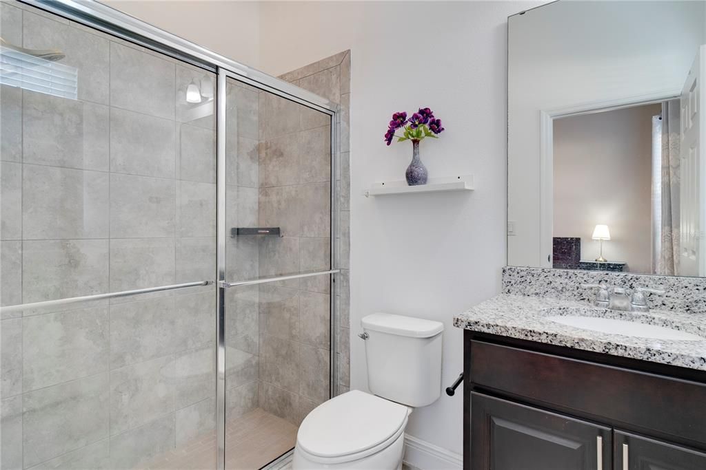 En Venta: $860,000 (5 camas, 4 baños, 3633 Pies cuadrados)