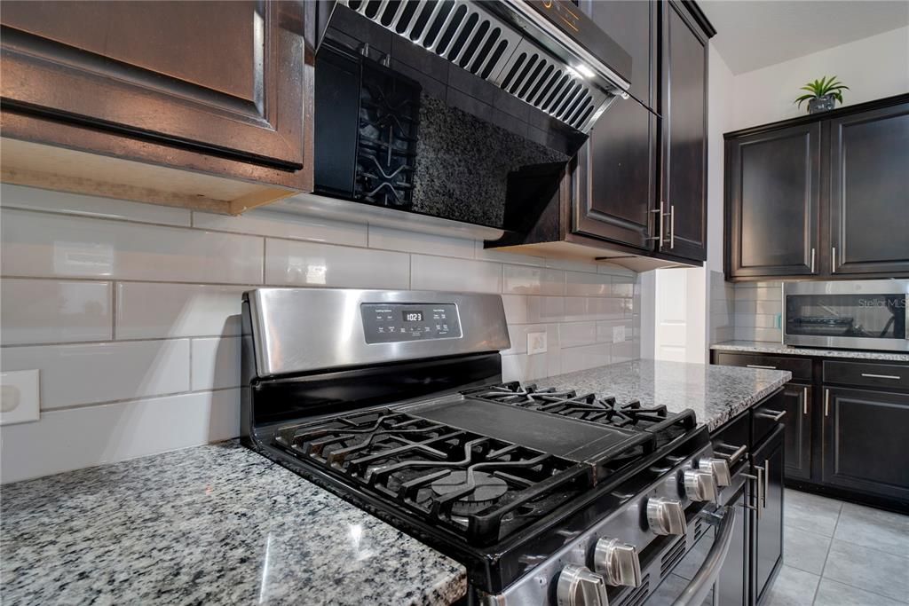 En Venta: $860,000 (5 camas, 4 baños, 3633 Pies cuadrados)