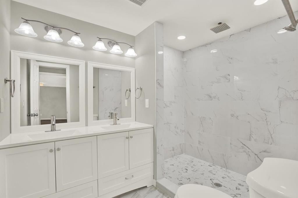 На продажу: $375,000 (4 спален, 2 ванн, 1767 Квадратных фут)