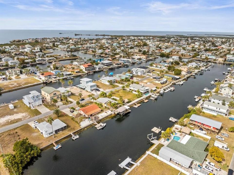 Active With Contract: $250,000 (3 beds, 2 baths, 1364 Square Feet)