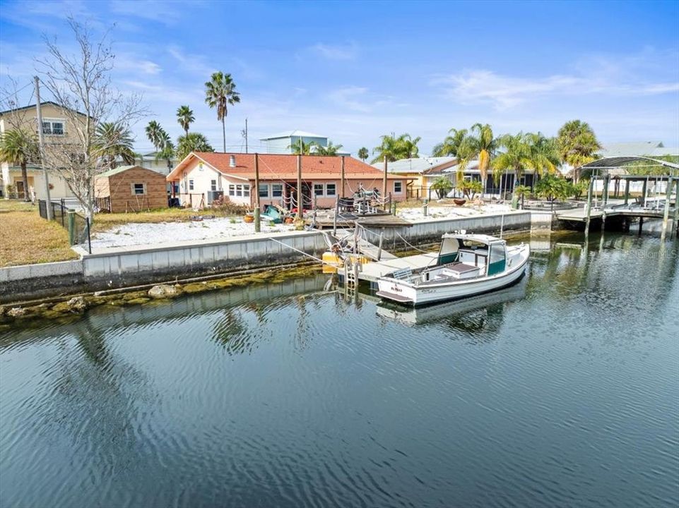 Active With Contract: $250,000 (3 beds, 2 baths, 1364 Square Feet)