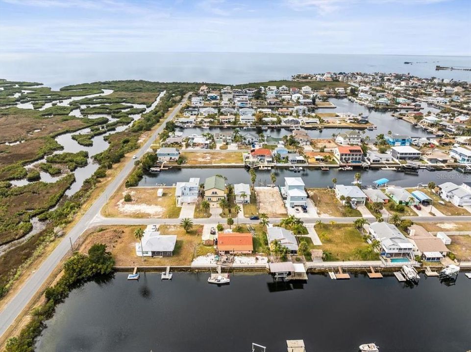 Active With Contract: $250,000 (3 beds, 2 baths, 1364 Square Feet)