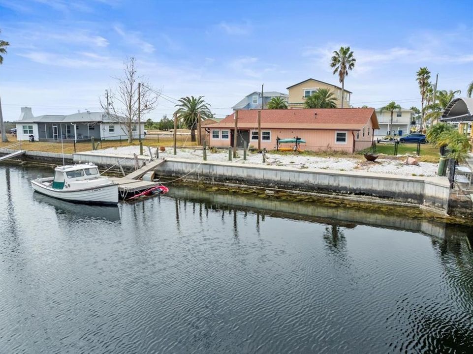 Active With Contract: $250,000 (3 beds, 2 baths, 1364 Square Feet)