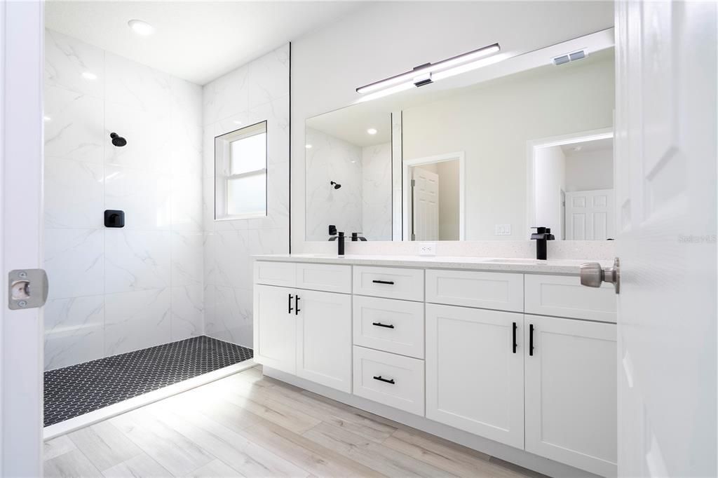 待售: $279,990 (3 贝兹, 2 浴室, 1494 平方英尺)