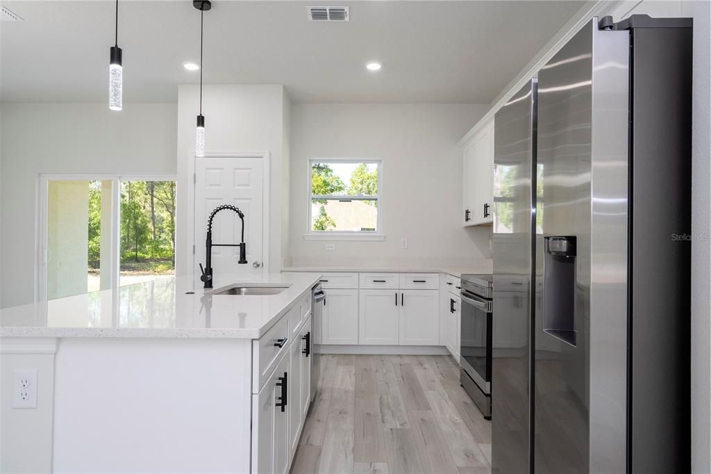 待售: $279,990 (3 贝兹, 2 浴室, 1494 平方英尺)