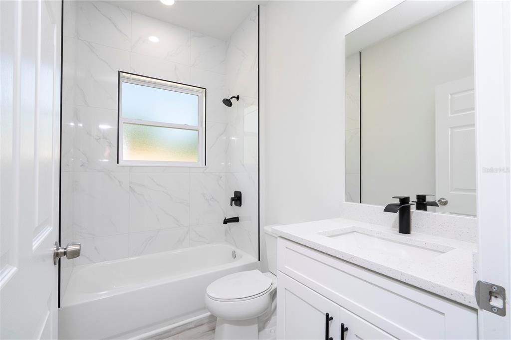 待售: $279,990 (3 贝兹, 2 浴室, 1494 平方英尺)