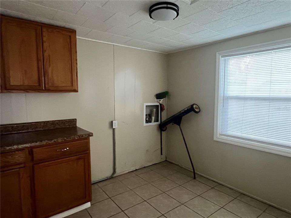 En Renta: $1,700 (3 camas, 2 baños, 1824 Pies cuadrados)