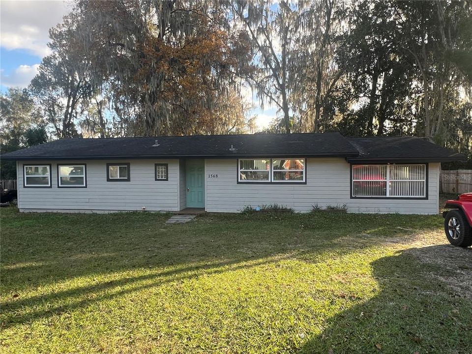 En Renta: $1,700 (3 camas, 2 baños, 1824 Pies cuadrados)