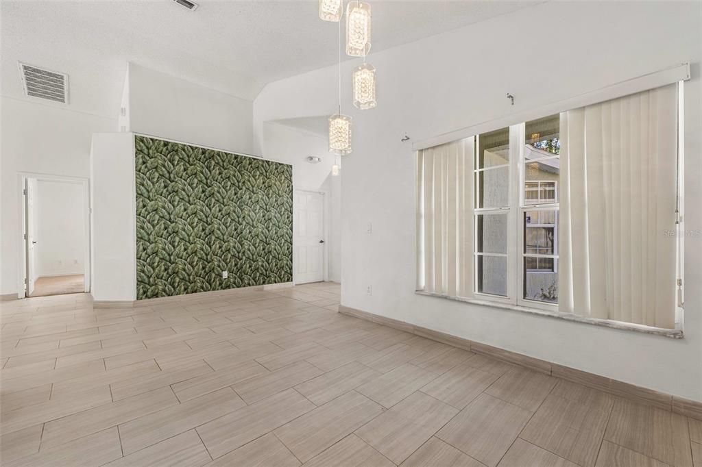 В аренду: $2,850 (4 спален, 3 ванн, 1778 Квадратных фут)