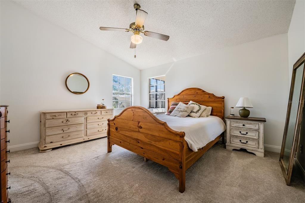 En Venta: $376,950 (3 camas, 2 baños, 1484 Pies cuadrados)