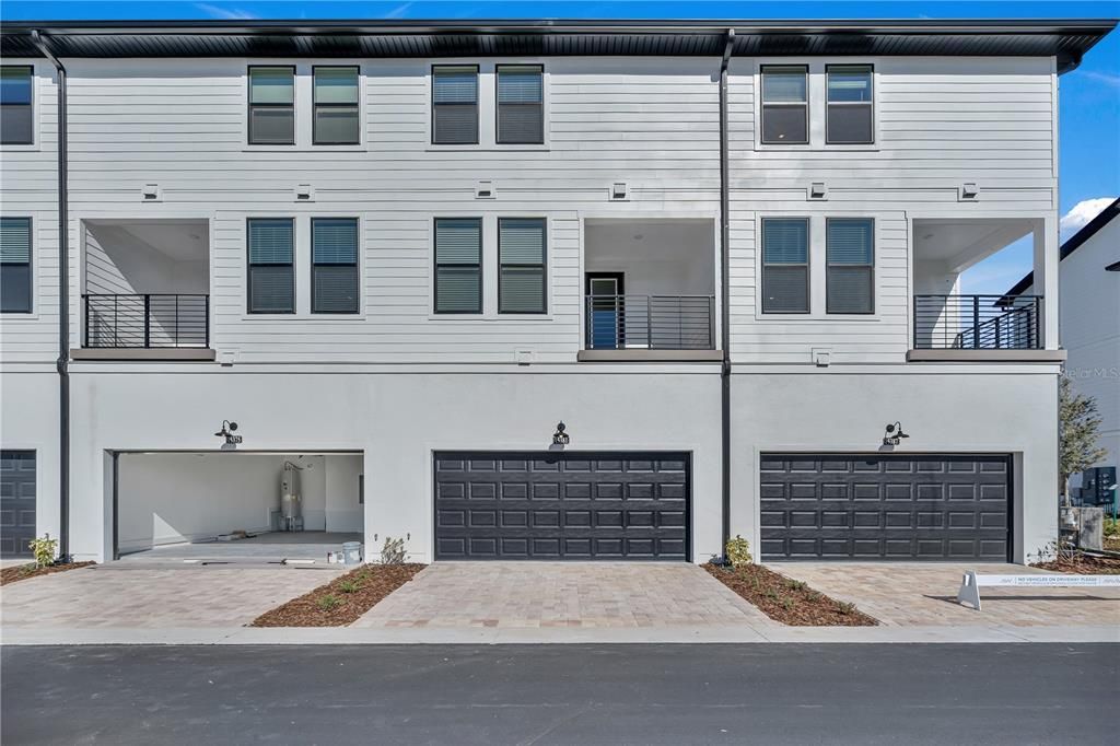 В аренду: $3,250 (3 спален, 3 ванн, 2072 Квадратных фут)