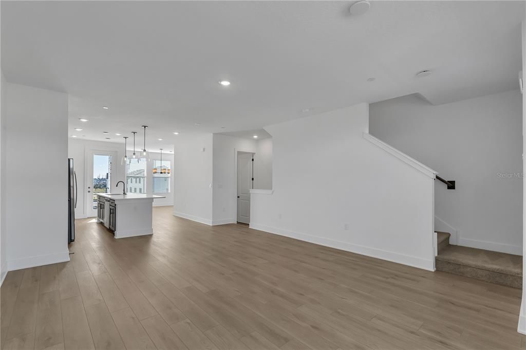 В аренду: $3,250 (3 спален, 3 ванн, 2072 Квадратных фут)