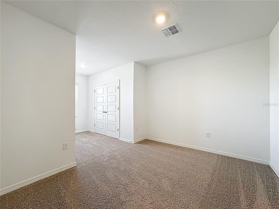 For Rent: $2,000 (3 beds, 2 baths, 1673 Square Feet)