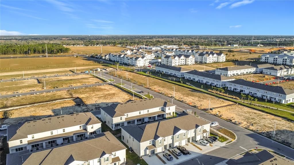 For Rent: $2,000 (3 beds, 2 baths, 1673 Square Feet)