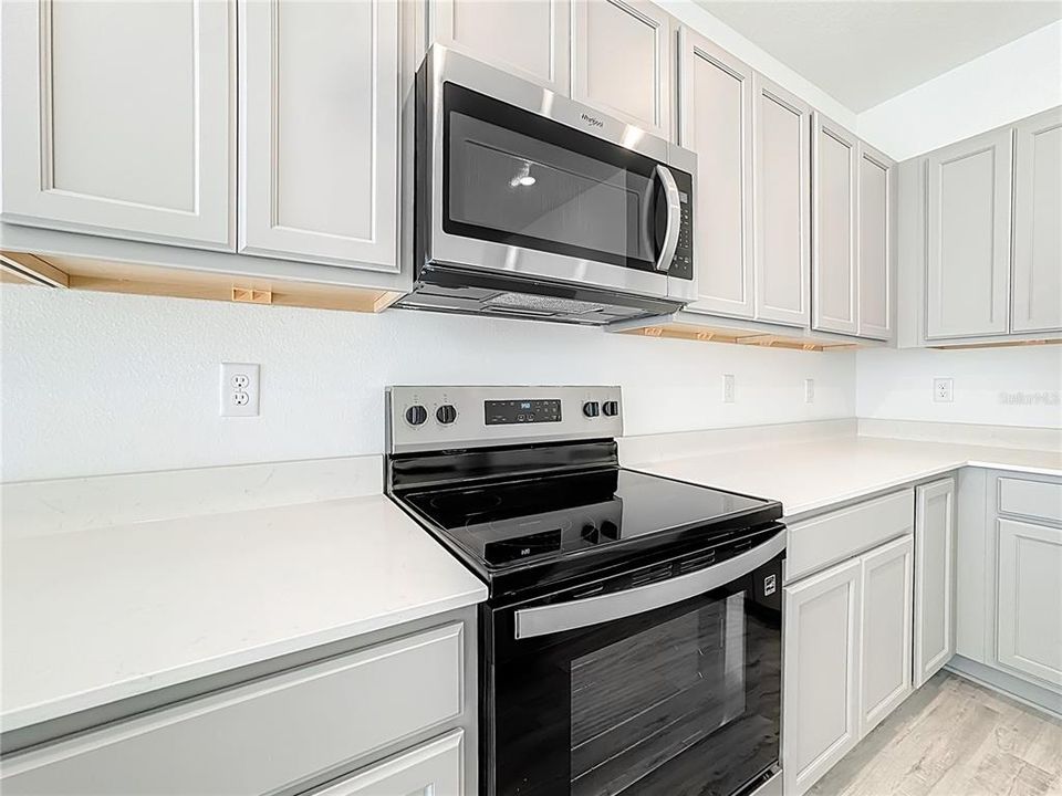 For Rent: $2,000 (3 beds, 2 baths, 1673 Square Feet)