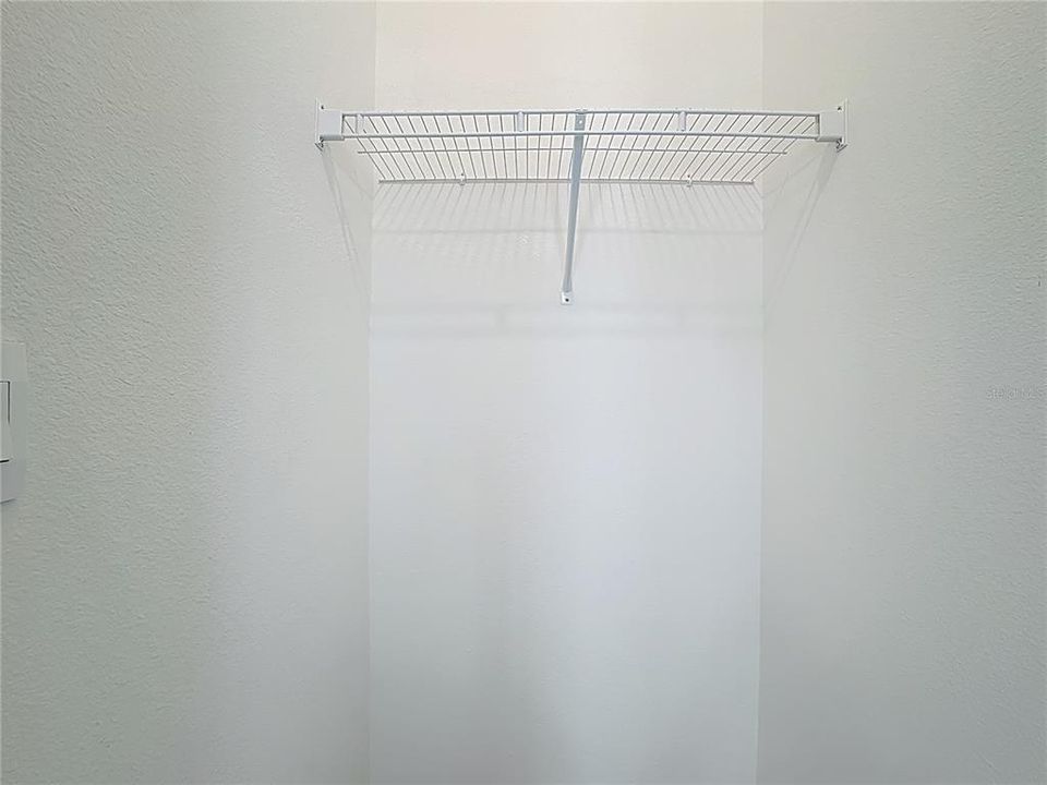 For Rent: $2,000 (3 beds, 2 baths, 1673 Square Feet)