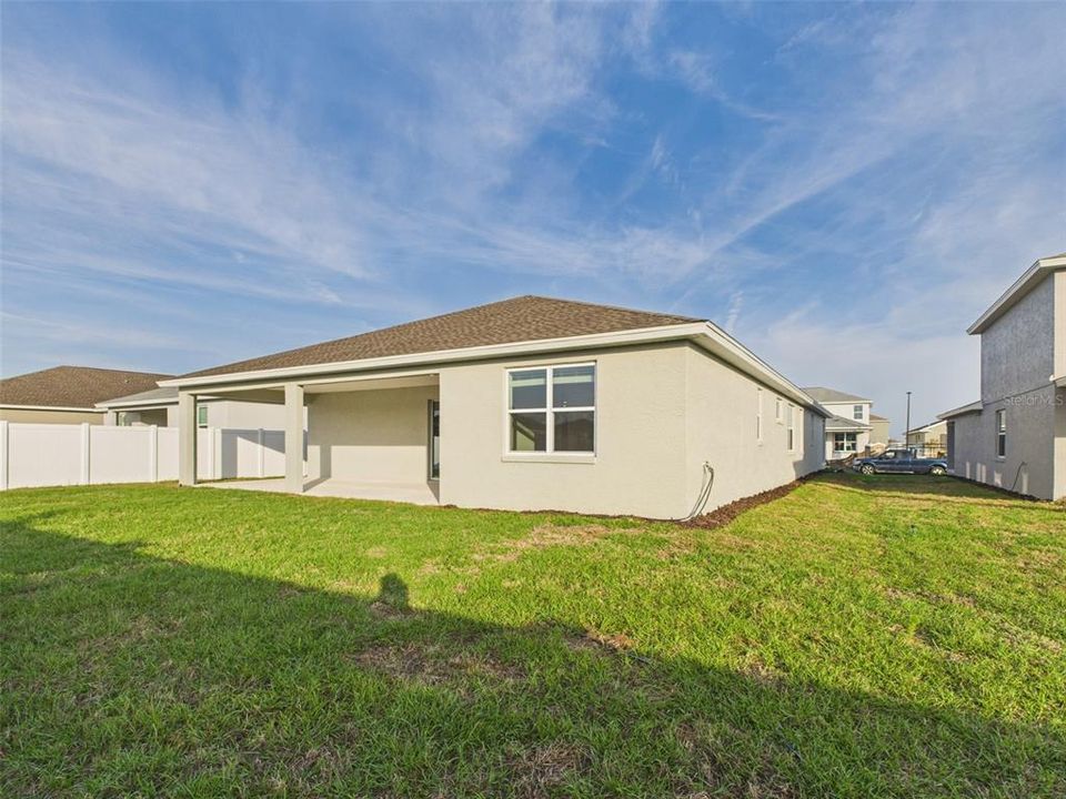 En Renta: $2,500 (4 camas, 3 baños, 2645 Pies cuadrados)