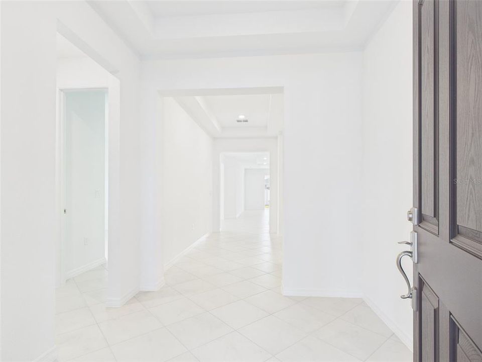 En Renta: $2,500 (4 camas, 3 baños, 2645 Pies cuadrados)