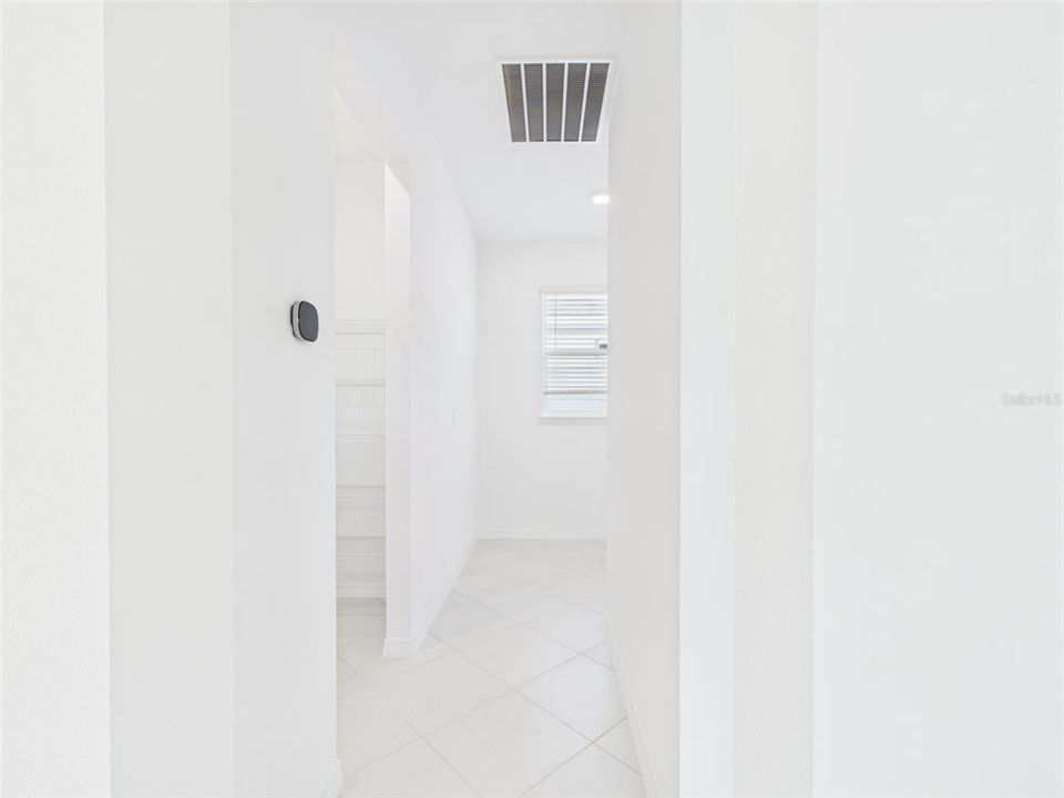 En Renta: $2,500 (4 camas, 3 baños, 2645 Pies cuadrados)