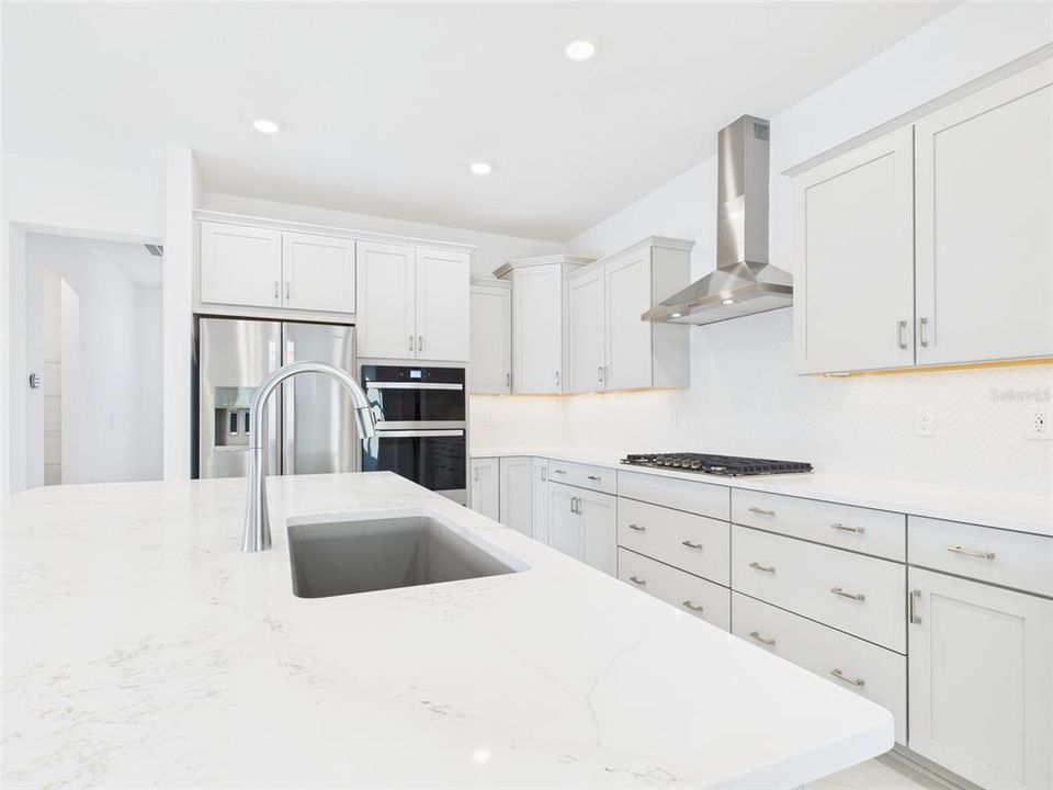 En Renta: $2,500 (4 camas, 3 baños, 2645 Pies cuadrados)