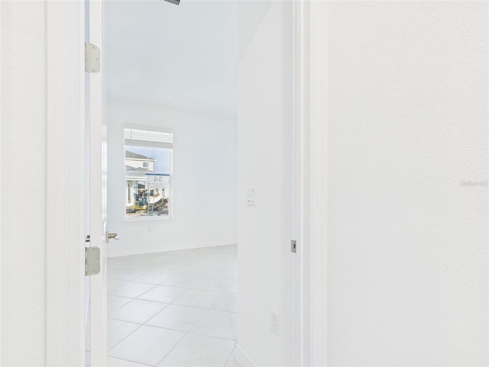 En Renta: $2,500 (4 camas, 3 baños, 2645 Pies cuadrados)