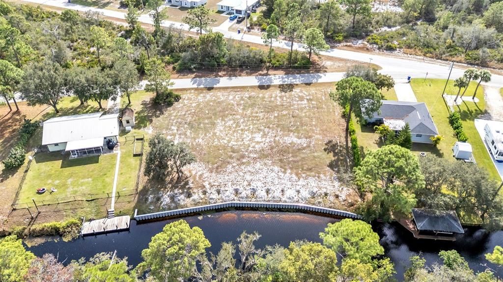 На продажу: $99,900 (0.22 acres)