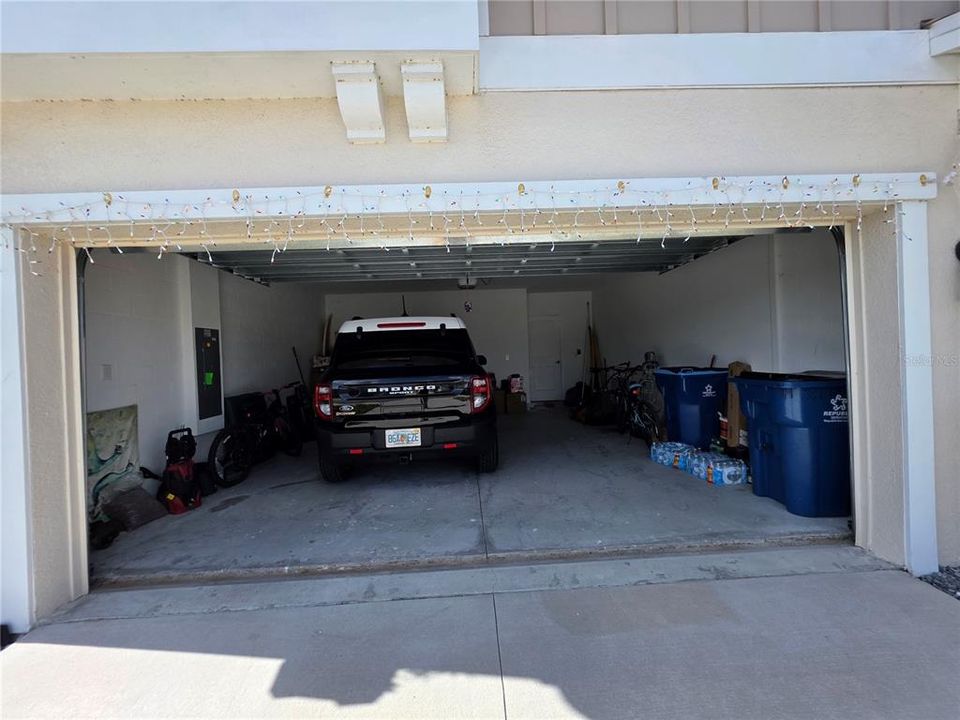 For Sale: $346,000 (4 beds, 2 baths, 1966 Square Feet)