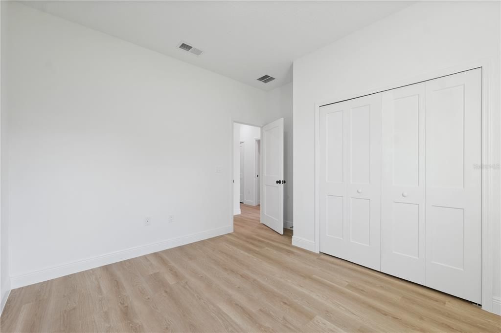 待售: $277,000 (3 贝兹, 2 浴室, 1529 平方英尺)