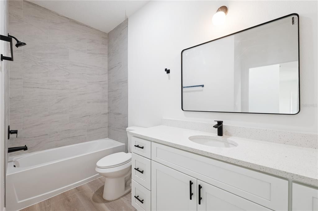 待售: $277,000 (3 贝兹, 2 浴室, 1529 平方英尺)