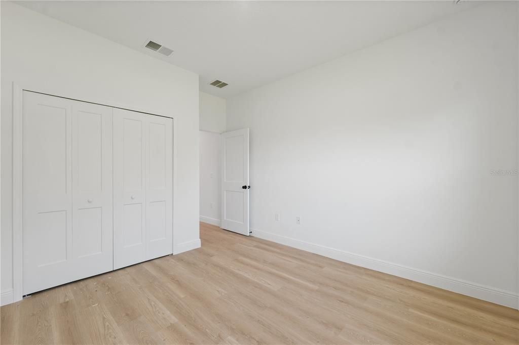 待售: $277,000 (3 贝兹, 2 浴室, 1529 平方英尺)