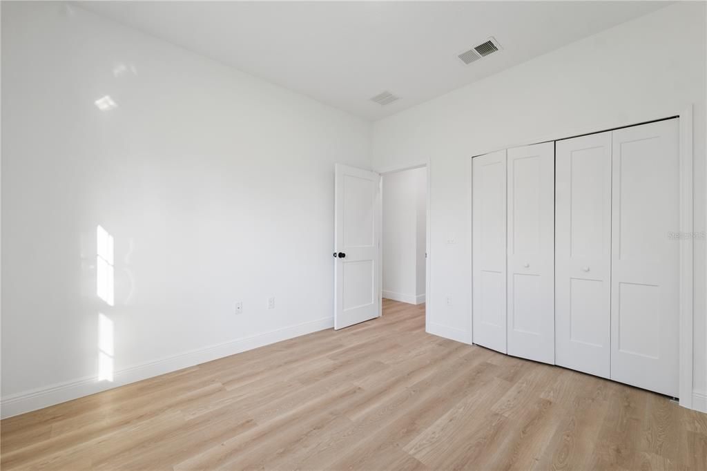 待售: $277,000 (3 贝兹, 2 浴室, 1529 平方英尺)