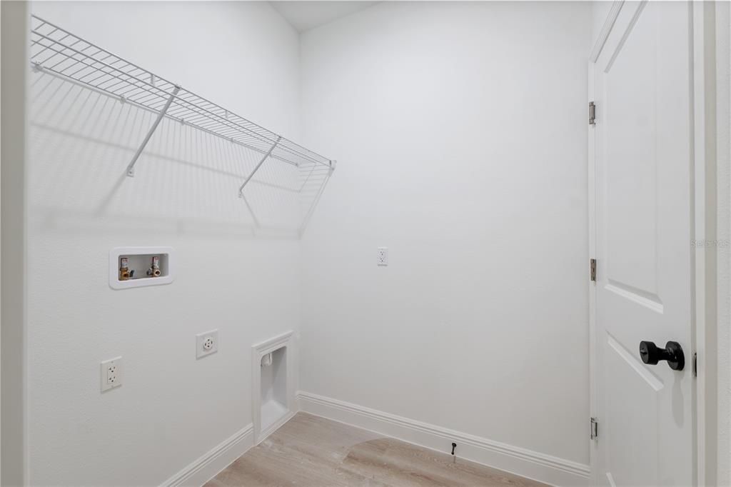 待售: $277,000 (3 贝兹, 2 浴室, 1529 平方英尺)