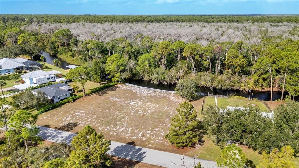 待售: $99,900 (0.22 acres)