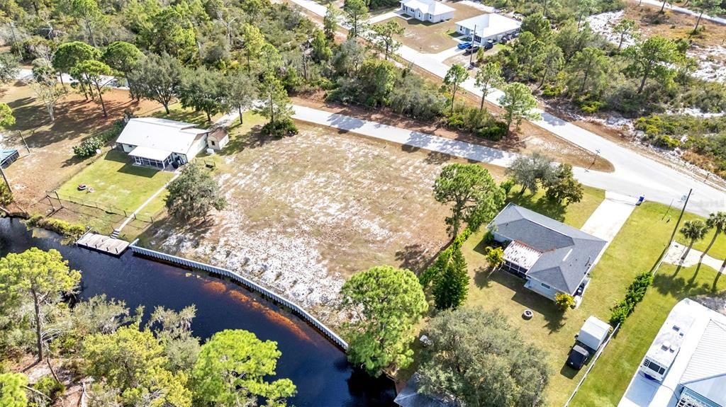 待售: $99,900 (0.22 acres)