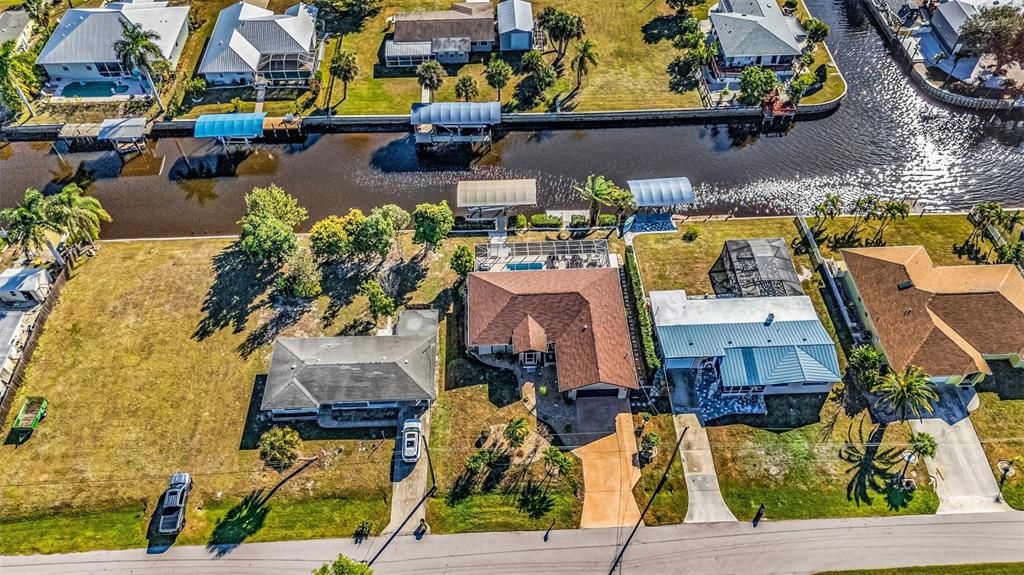 For Sale: $549,000 (2 beds, 2 baths, 1619 Square Feet)