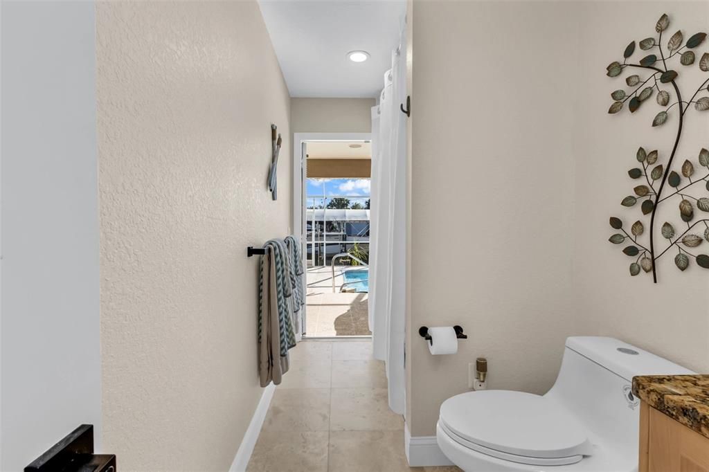 For Sale: $549,000 (2 beds, 2 baths, 1619 Square Feet)